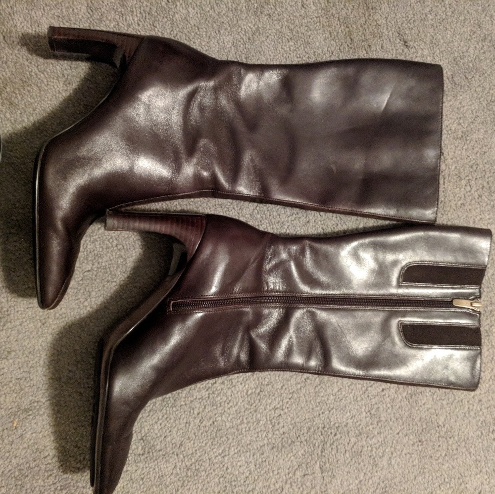 Dark brown Anne Klein boots in new condition